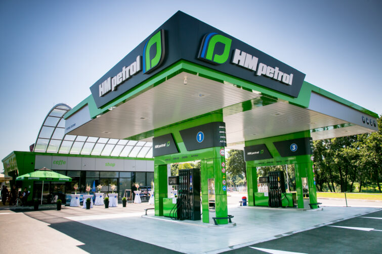 HM Petrol benzinska pumpa